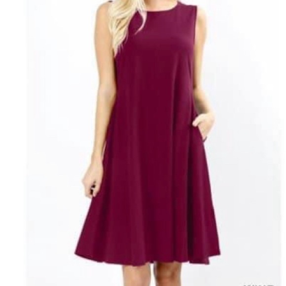 Zenana Burgundy Midi Dress with pockets - Picture 2 of 2